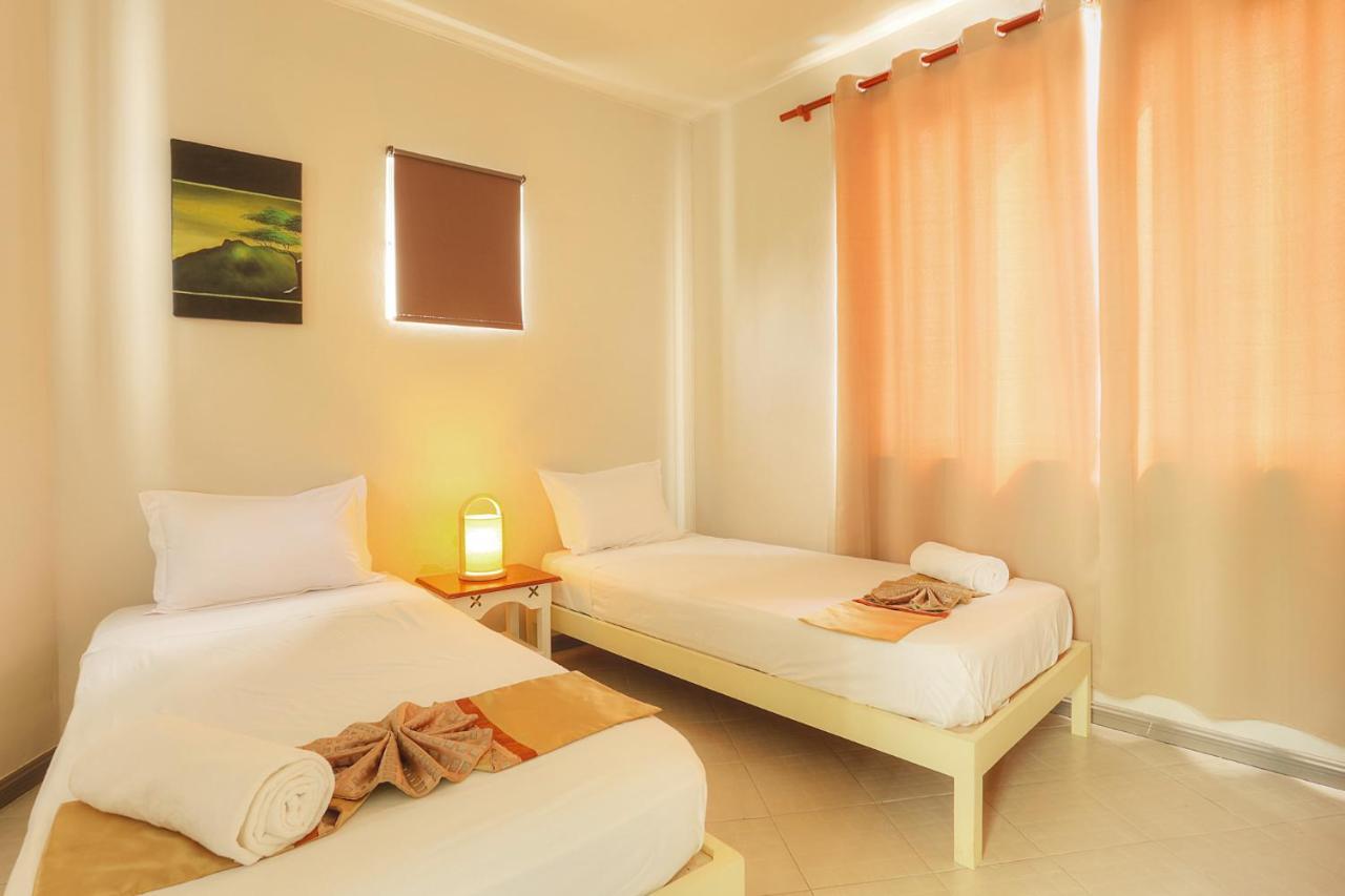 Dzama Hotel Grand Baie Esterno foto