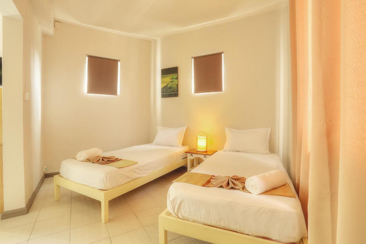 Dzama Hotel Grand Baie Esterno foto