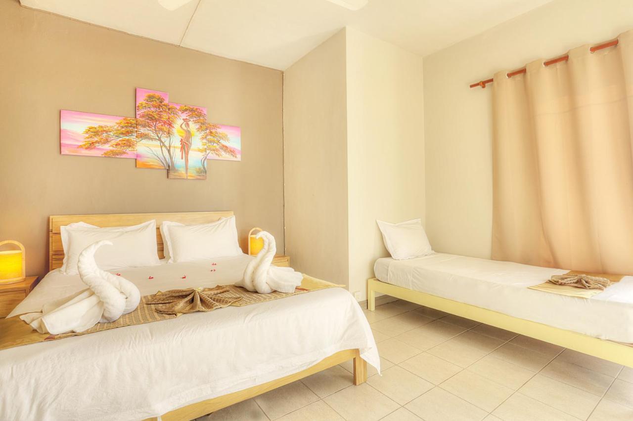 Dzama Hotel Grand Baie Esterno foto